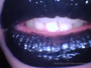 You re going to get up close and personal with my mouth while i savour