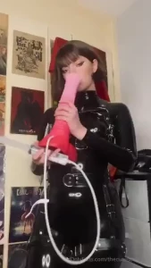 God i love worshiping horse cock pumping this giant cock in my mouth