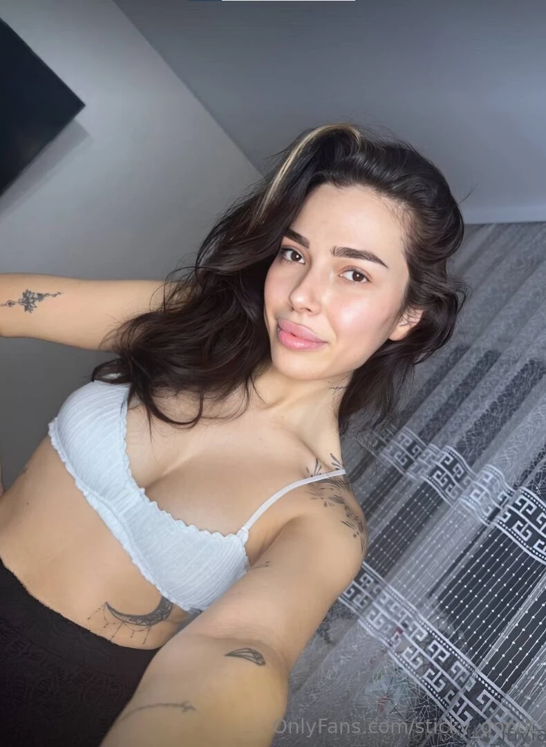 Free subscription hot beauty wild_layla is all alone now and needs new part 342 