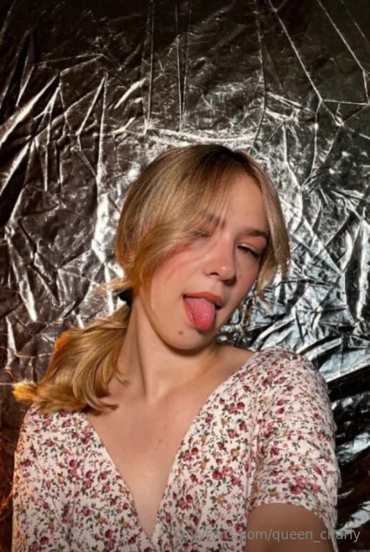 She pretty_ruby has the pinkest pussy on of be a good daddy and check part 56 