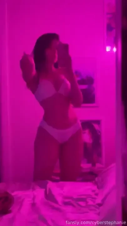 Do you like all white bra and panties on me babe 