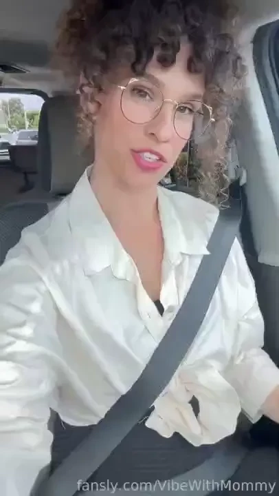 I won t judge you for going on a tinder date with me 