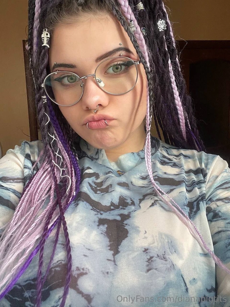 Maybe you don t know but i wearing a glasses when i m at home when i part 1 