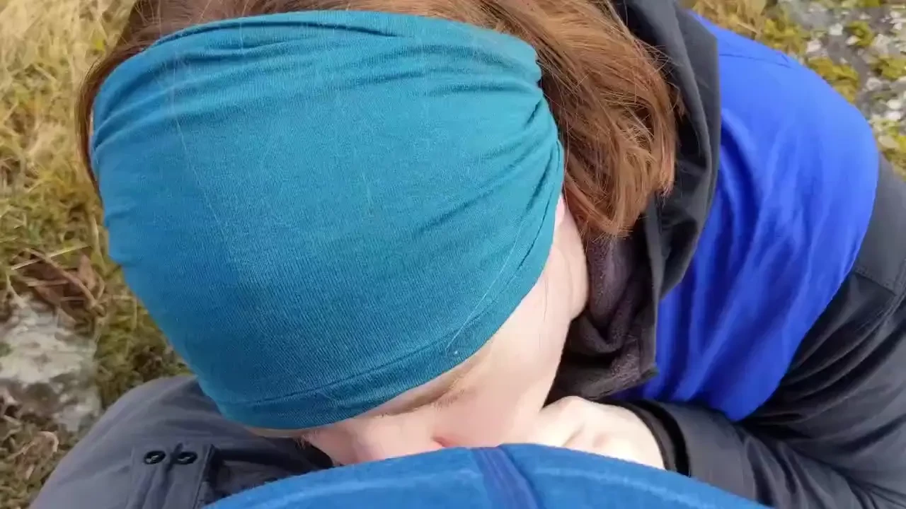 Just love sucking cock outside 