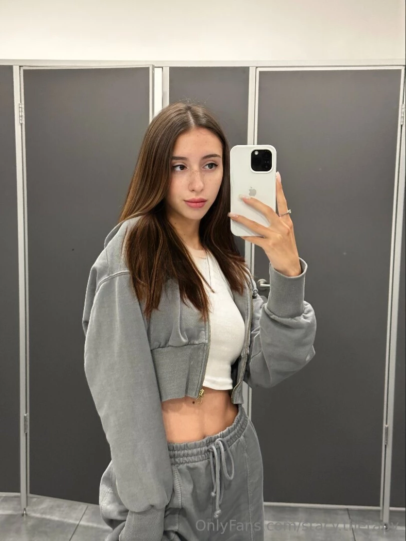 Hot girl iisabella_love this innocent cutie iisabella_love loves to part 49 