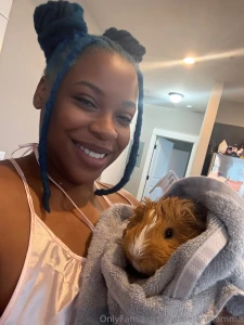 He hates baths haha but we got it doneee