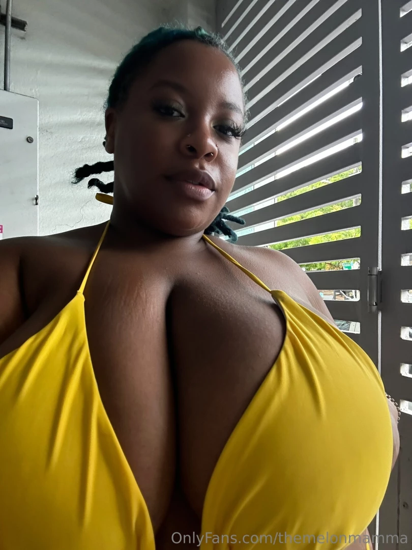 First fan to send me 10 gets me moaning their name loud like a good 