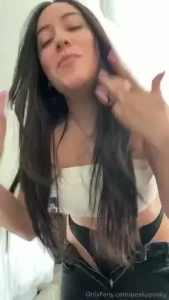 I think i need to buy a size bigger