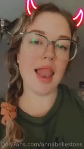 I know you want to fuck me and suck my toes at the same time