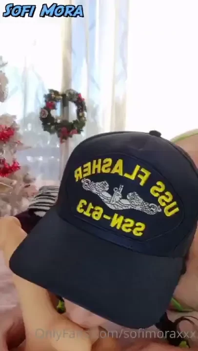 Busted by a stranger at the beach 27min i was chilling sunbathing when 