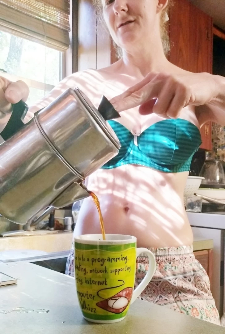 anniebody - Good morning coffee time goodmorningcoffee shortshorts straplessbra part 5 