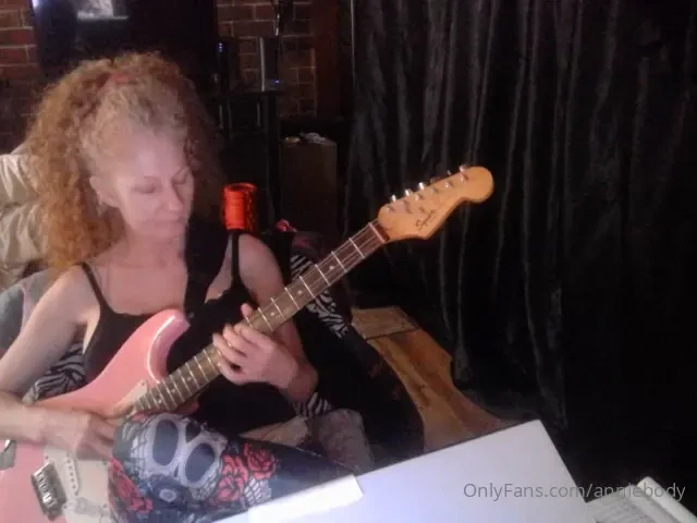 Reading law playing music and trancing myself off - part 2 