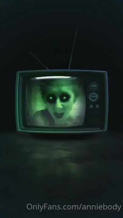 Demondayfromhell stuckinthetv thetvspossessed anniestrappedinthetv 
