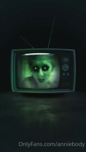 anniebody - Demondayfromhell stuckinthetv thetvspossessed anniestrappedinthetv 