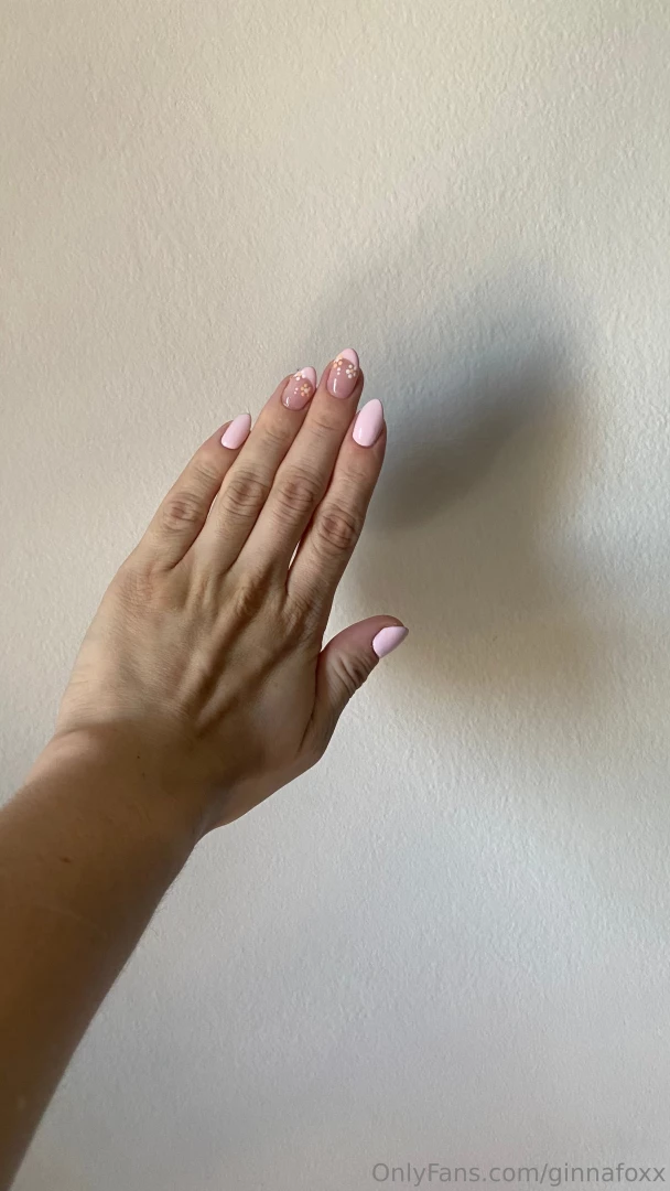 I just got back from my manicure do you like my new nail design my part 1 