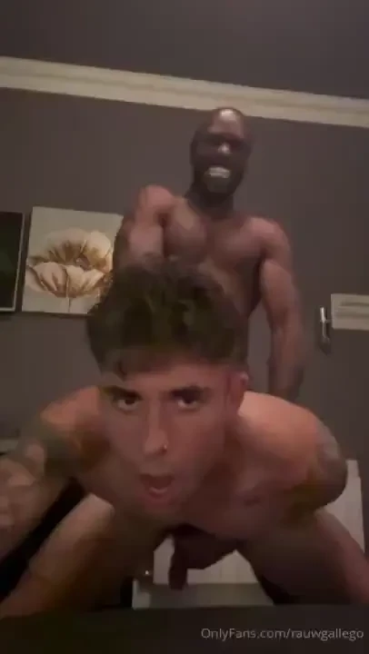 Me ha dado bien duro y eso me gusta quiero mas 