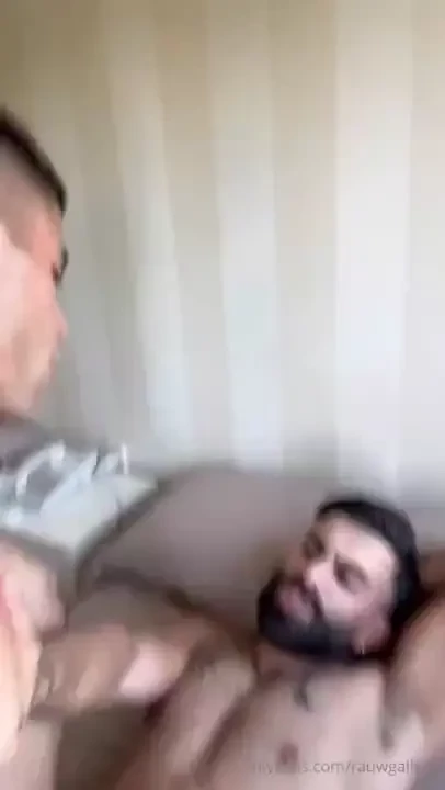 Como me gusta follarle bien duro dale me gusta si quieres el vdeo 