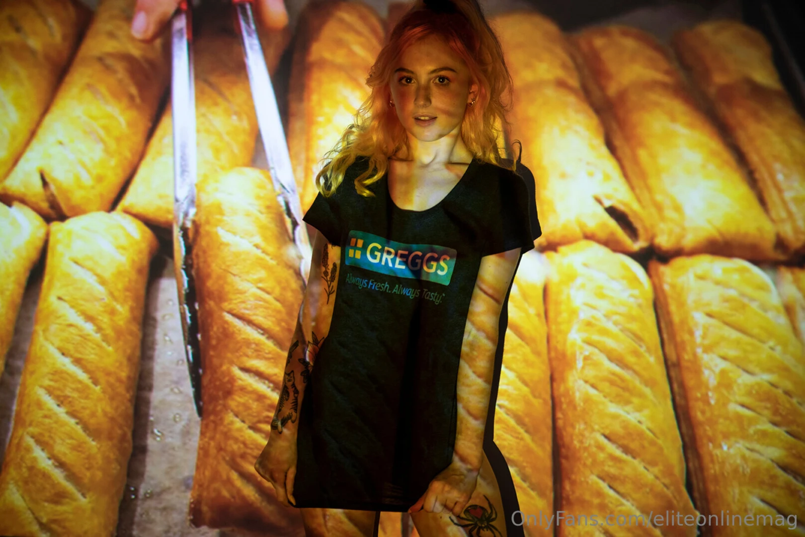 Who else loves greggs as much as holitabun and us 