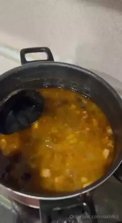 I love to cook and yes i like to cook and look sexy at the same time 
