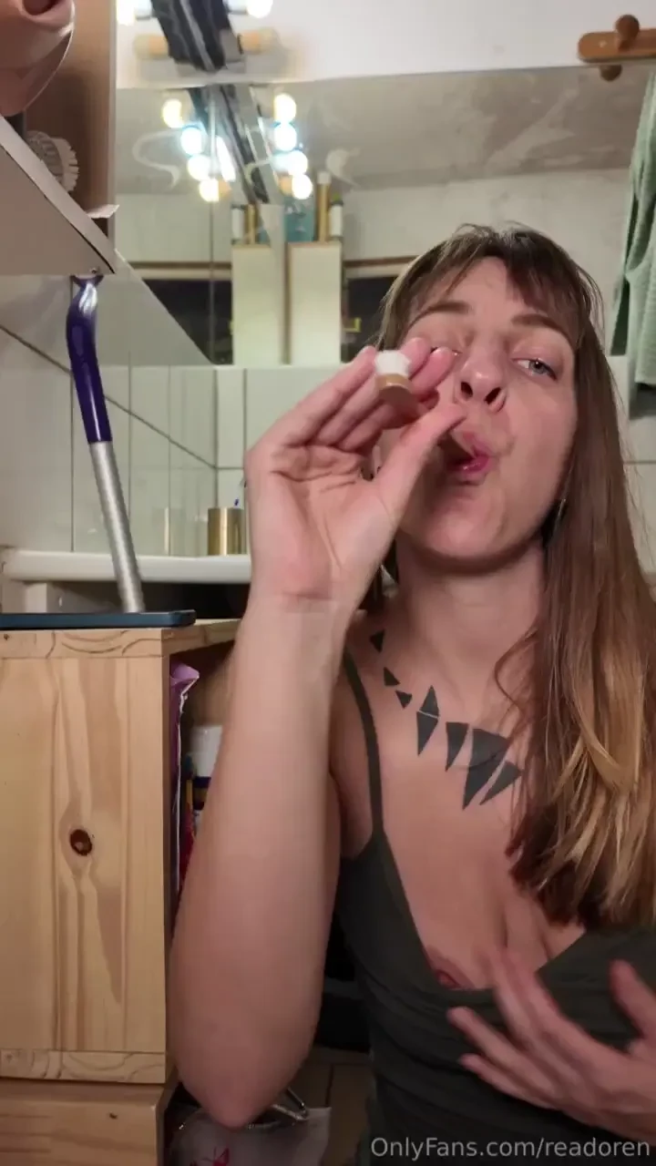 C est samedi mais je n ai pas oubli ton cadeau du jour it s saturday 