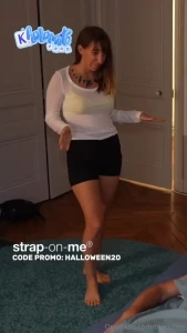 Paranormal activity voici les 4 pisodes des sc nes de sexe de la s rie part 3