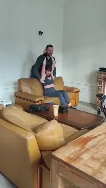 Tournage chatouille non c est pas une blague mais je trouve que a va part 2 