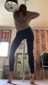 Wanna see how i look when i have a day off and i don t give a shit part 1