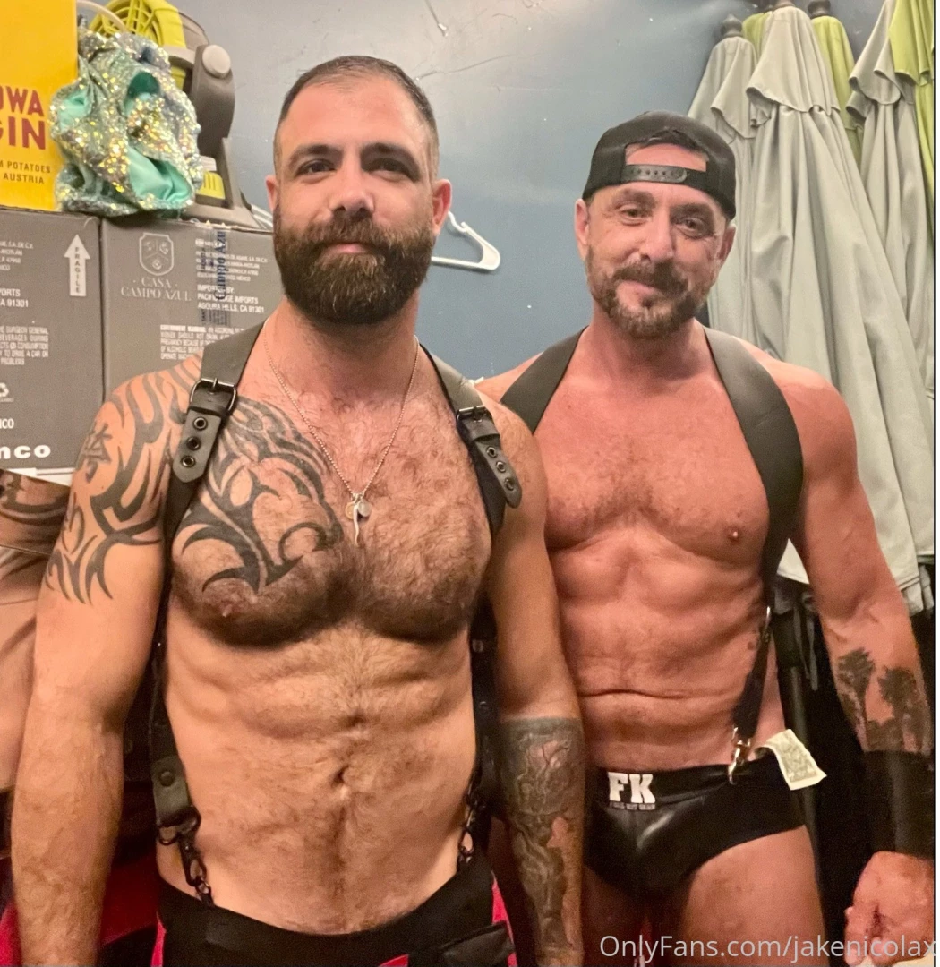 On our rest break were gogo dancing here in palm springs at chill bar 