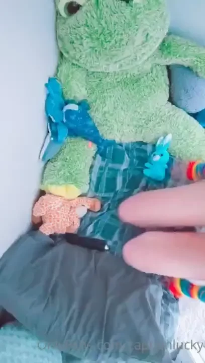 Horny quicky in my closet hideout 