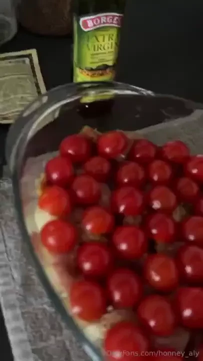 Honney_aly part 3169465 