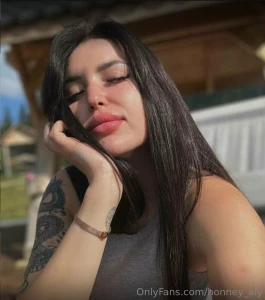 Today i felt beautiful not because of what i wore but because i liked