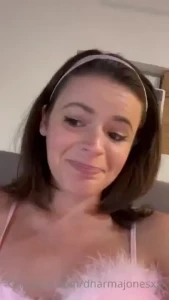 I m so sorry of live isn t working on both my phone amp computer i