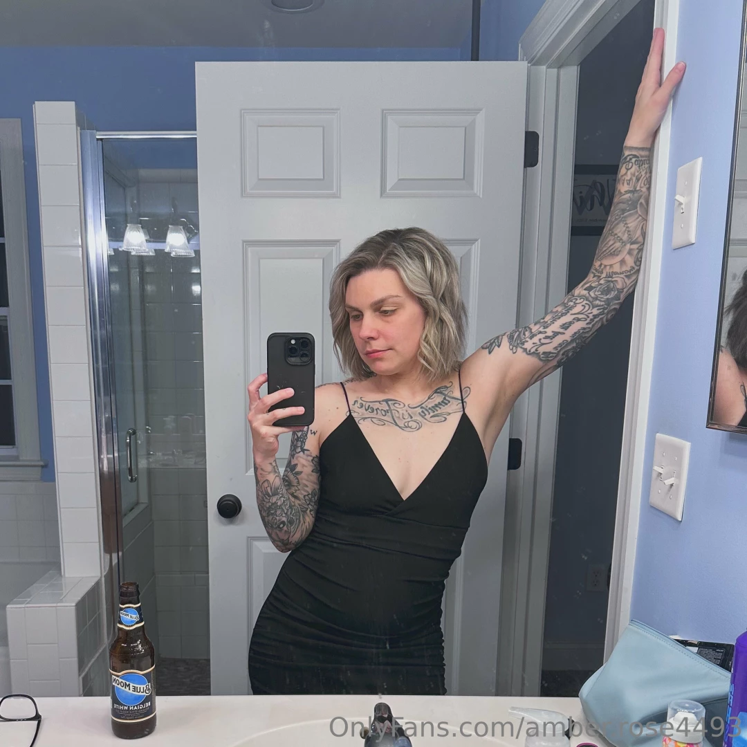 Cum over to amberrosevip for some fun 