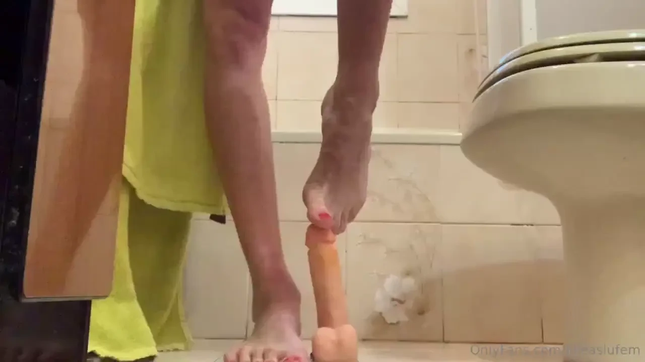 When my daddy at work meanwhile chatting with my trans friend and 