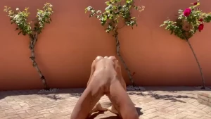 New place new yoga video for you this time leading to my first wide