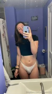 Ignore my dirty mirror i just woke and i m already done with today