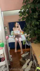 Look at my silly little bimbo outfit part 2