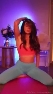 Guys imagine this right pov your doing yoga but you keep imagining