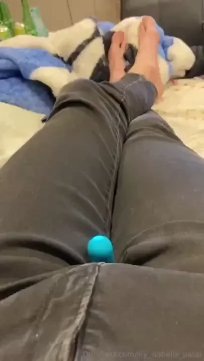 Super fun vibrator session 