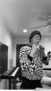 Suicidy- the angry and quite possibly sad mime some dark mime energy