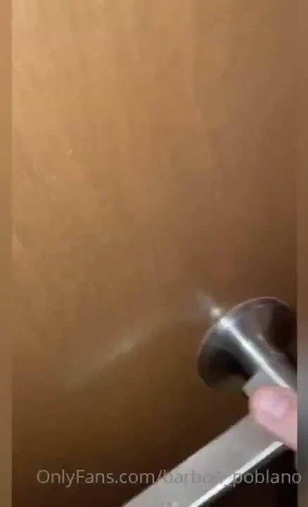 Mira c mo le mamo la verga a este hetero crees que est despierto 