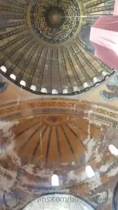 So yesterday here in istanbul i popped into hagia sophia which was 