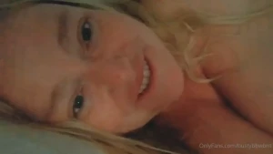 Why is your bag vibrating madam