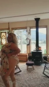 I think we can safely say that brit likes her new spot on the island x