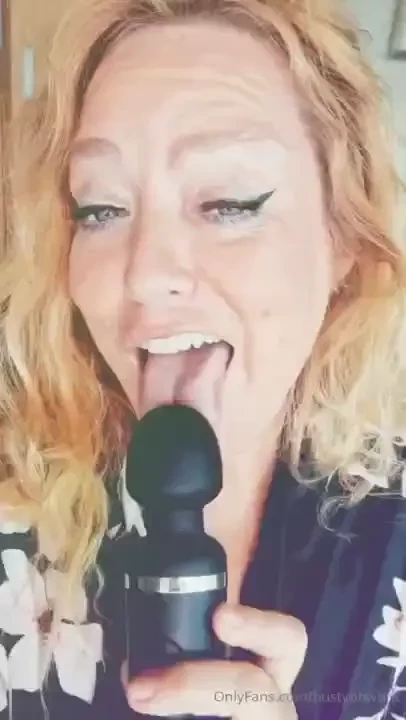 Fooling around online for a bit ya gonna join me x 