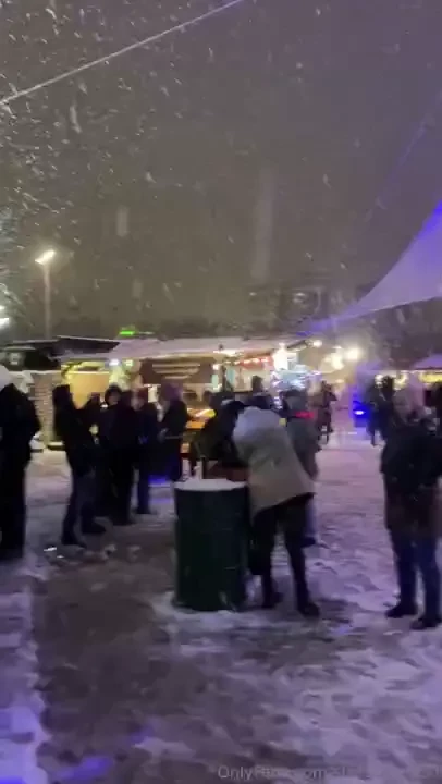 The amount of snow in munich is insane right now part 2 
