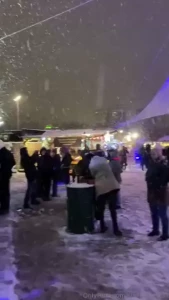 The amount of snow in munich is insane right now part 2
