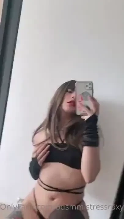 Do you like my moves come see more of them on my dm s 