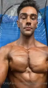 Hey sexy are we having fun today