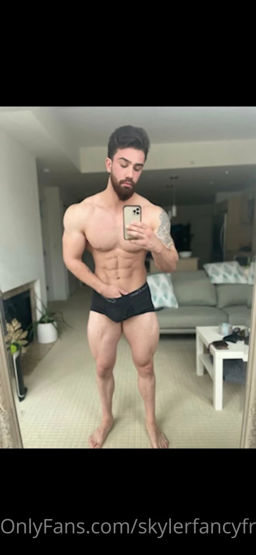 Everything is better on my paid skylerfancyy 